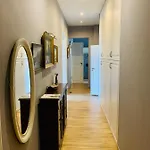 1 Bedroom Lux Apartment Center Vincent